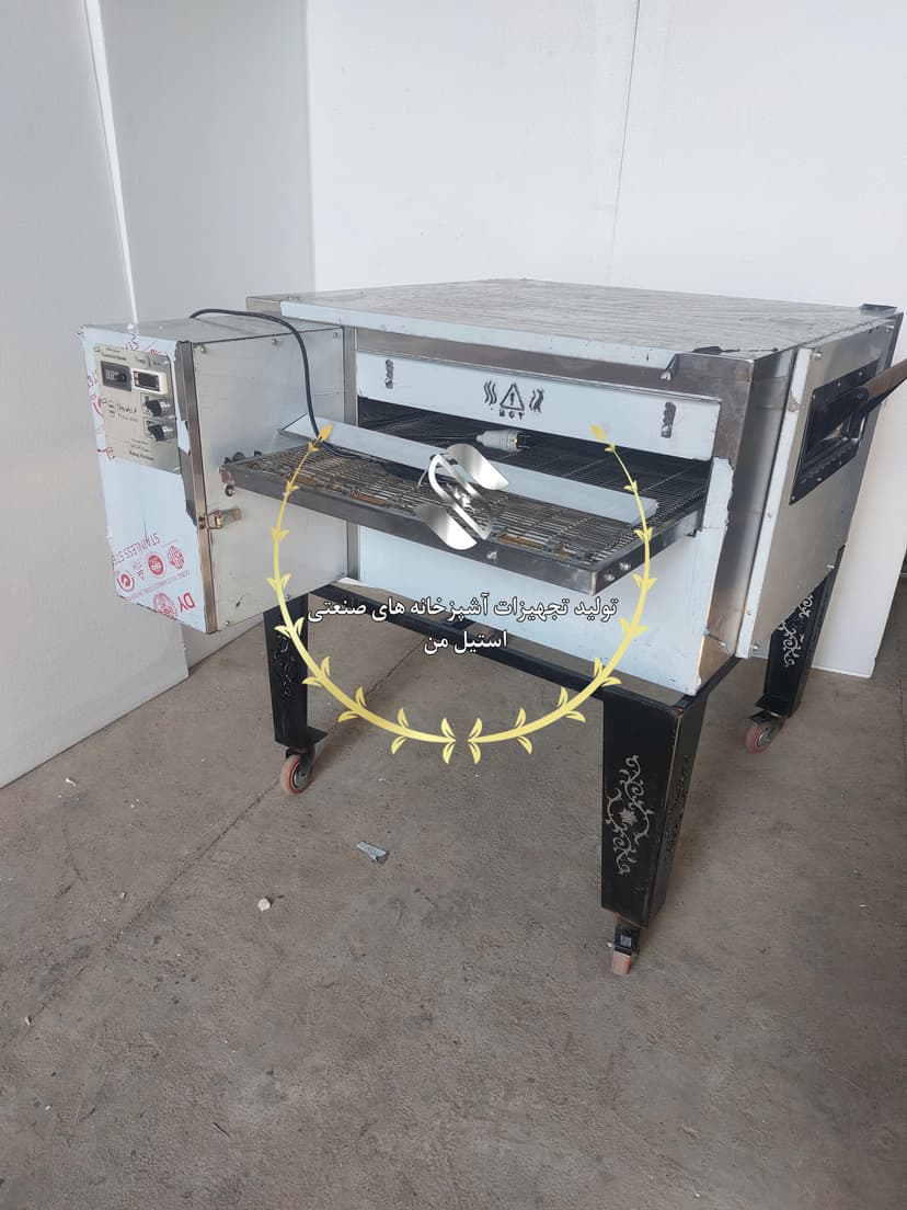 فر پیتزا ریلی گازی دهنه 70